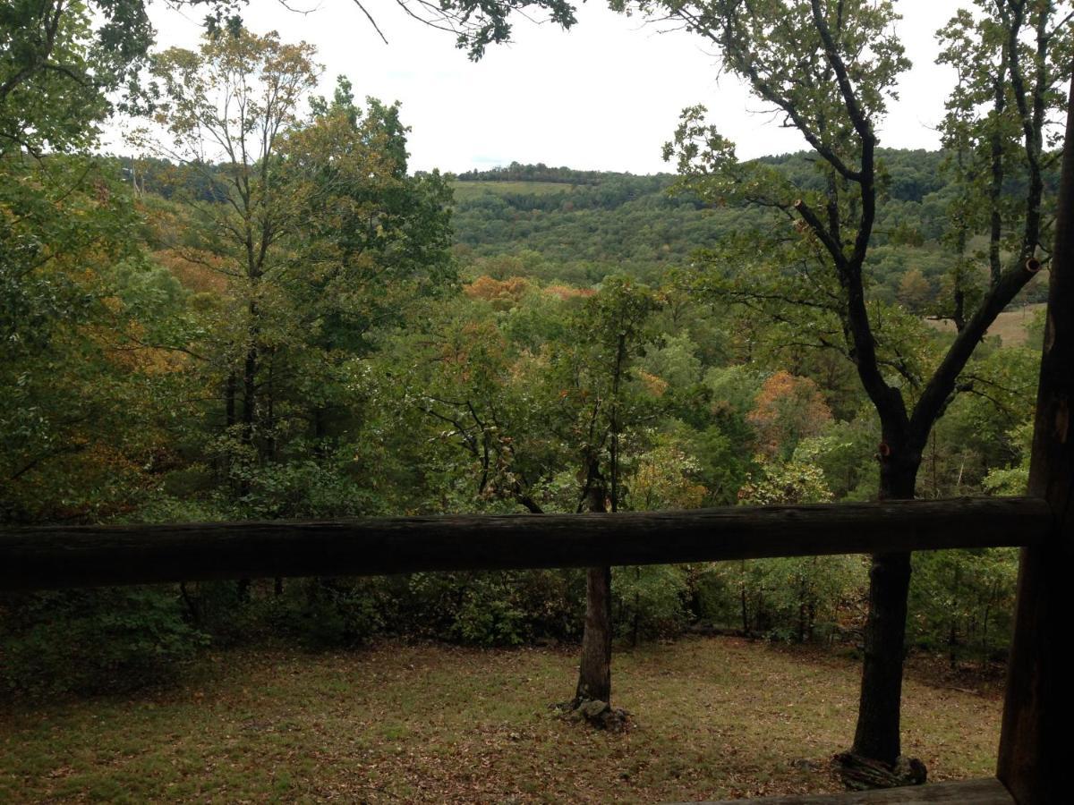 Cherokee Mountain Log Cabins Юрека Спрингс Екстериор снимка